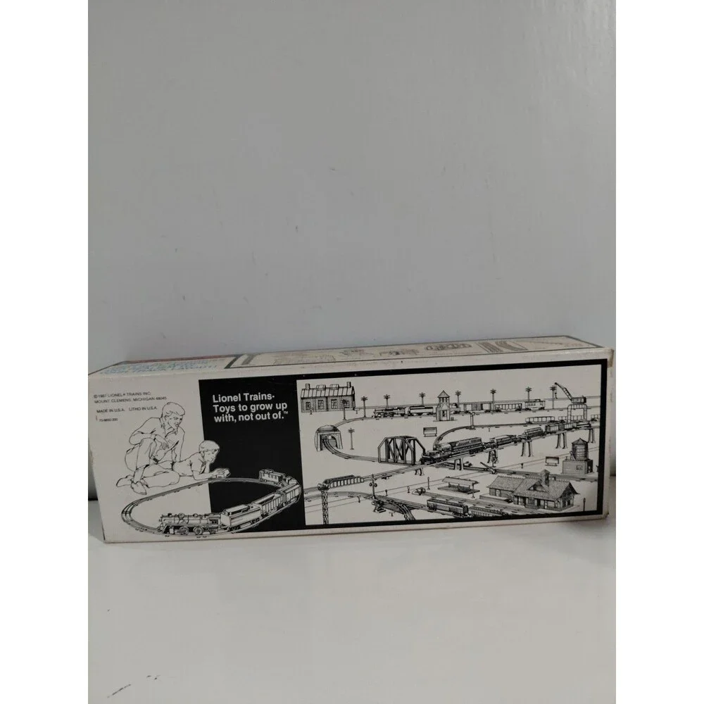 Lionel 6-16011 O Gauge Model Railroad Virginia & Truckee Passenger Car w/Box
